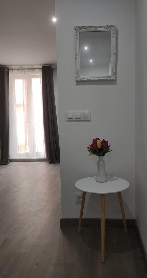 Apartamento Comarca De Haro Ngoại thất bức ảnh