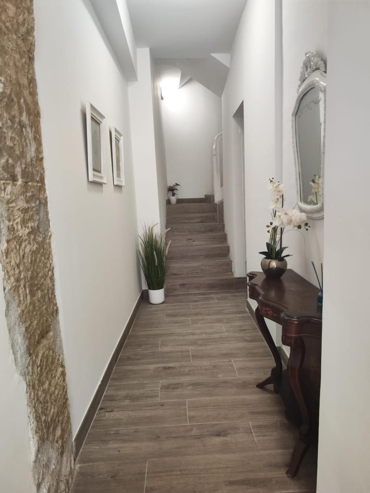 Apartamento Comarca De Haro Ngoại thất bức ảnh